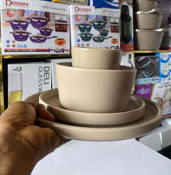 16pcs Dinnerware set - Image 2