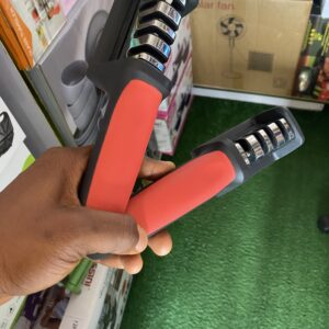 Knife sharpener